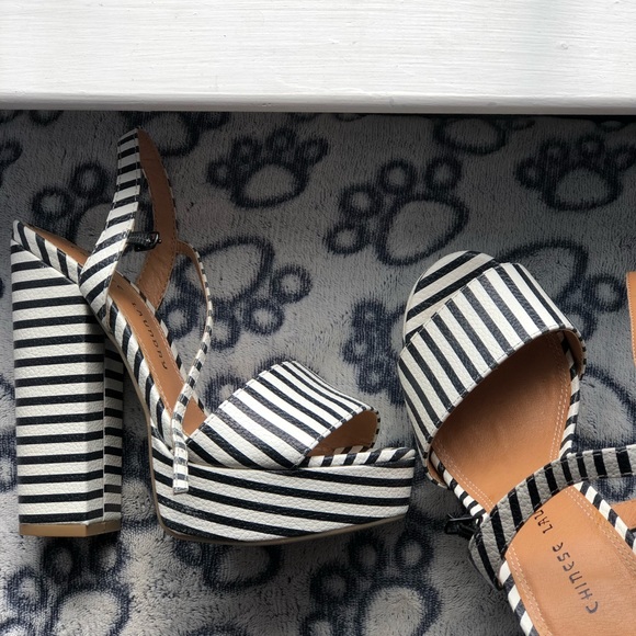 Striped Platform Shoe - Picture 5 of 5